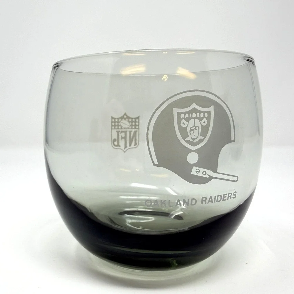 Vintage 1970s Oakland Raiders NFL Whiskey Glasses Smoked Tumblers Set of 4 - Picture 2 of 4